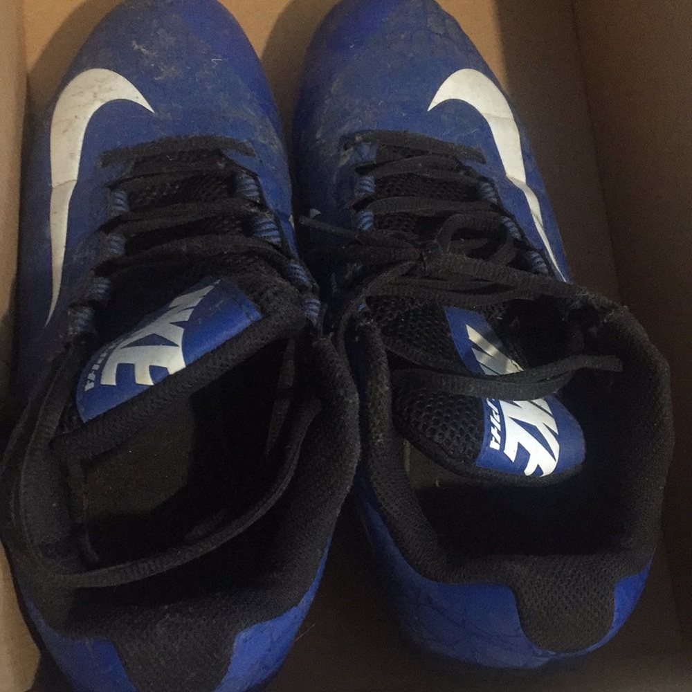 Nike alpha cleats